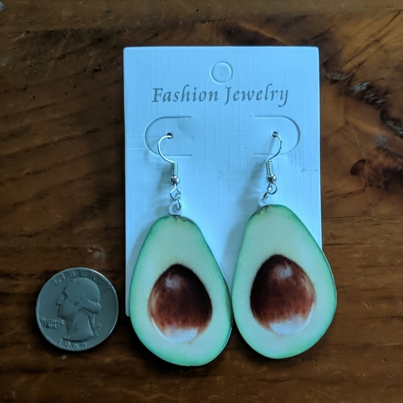 Host pick 🥑 avocado fruit polymer clay earrings - Picture 2 of 3